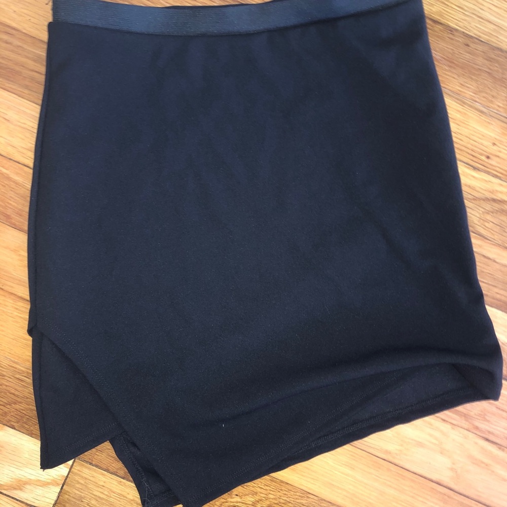 Black skirt